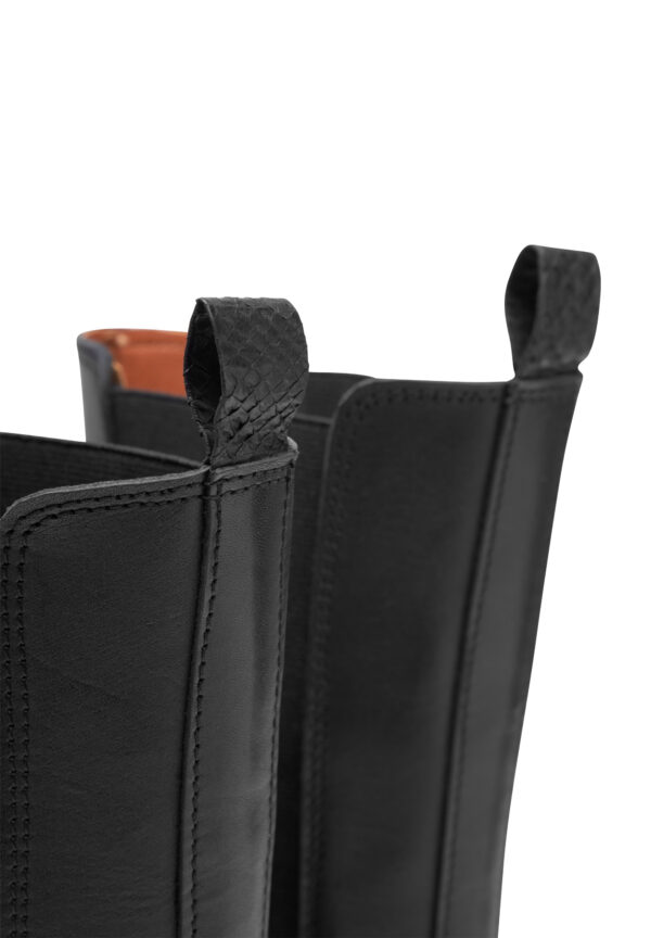 WS170 - Sanna Tall - 020 Black - Extra 3