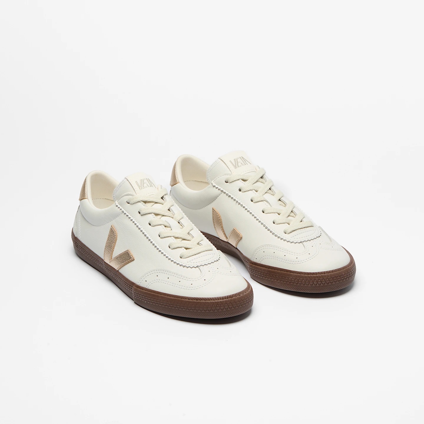 veja-sneaker-volley-leder-weiss-vo2021413_2