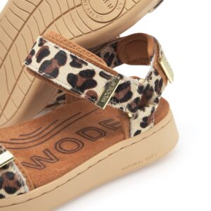 WL673 - Line Animal - 327 Leopard - Extra 3